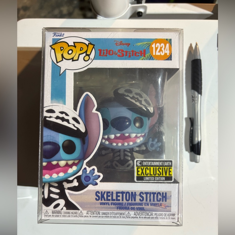 Funko Pop Exclusive EE exclusive Skeleton Stitch Vinyl Figure